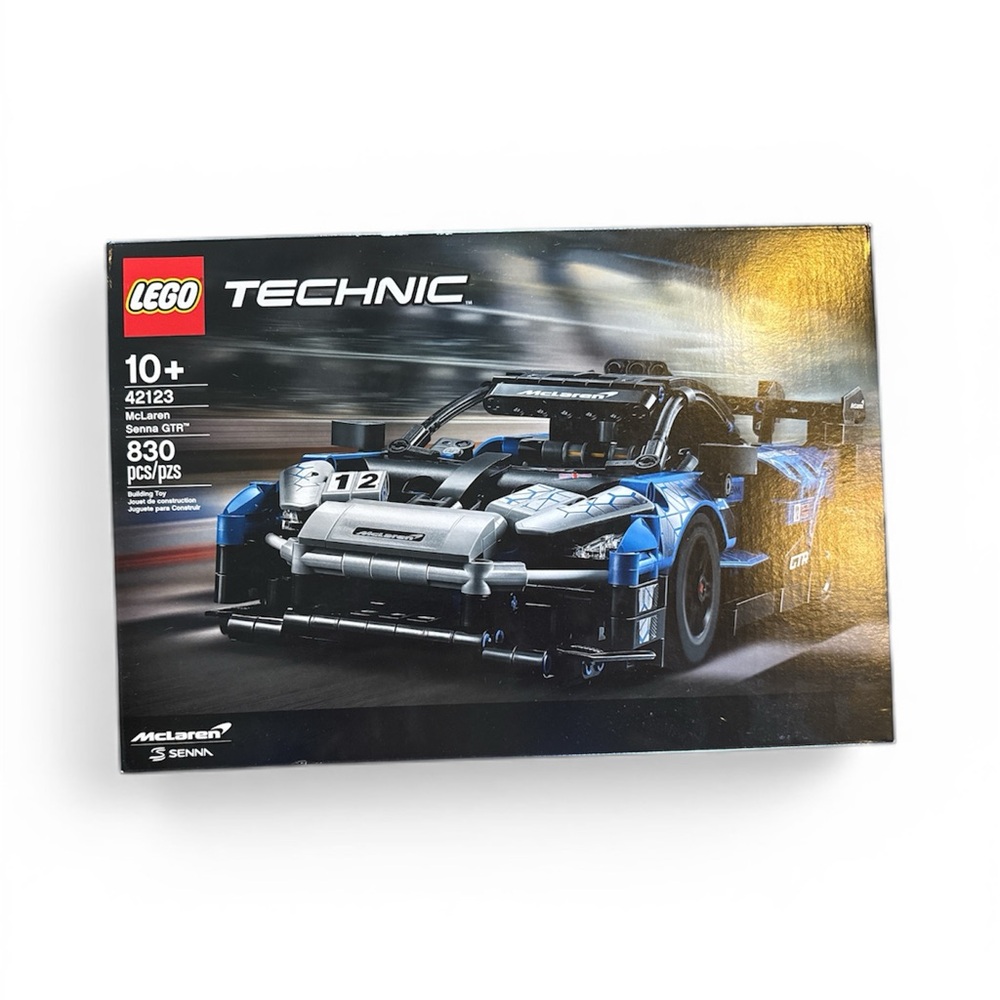 Lego Technic McLaren Senna GTR - Blue and Black